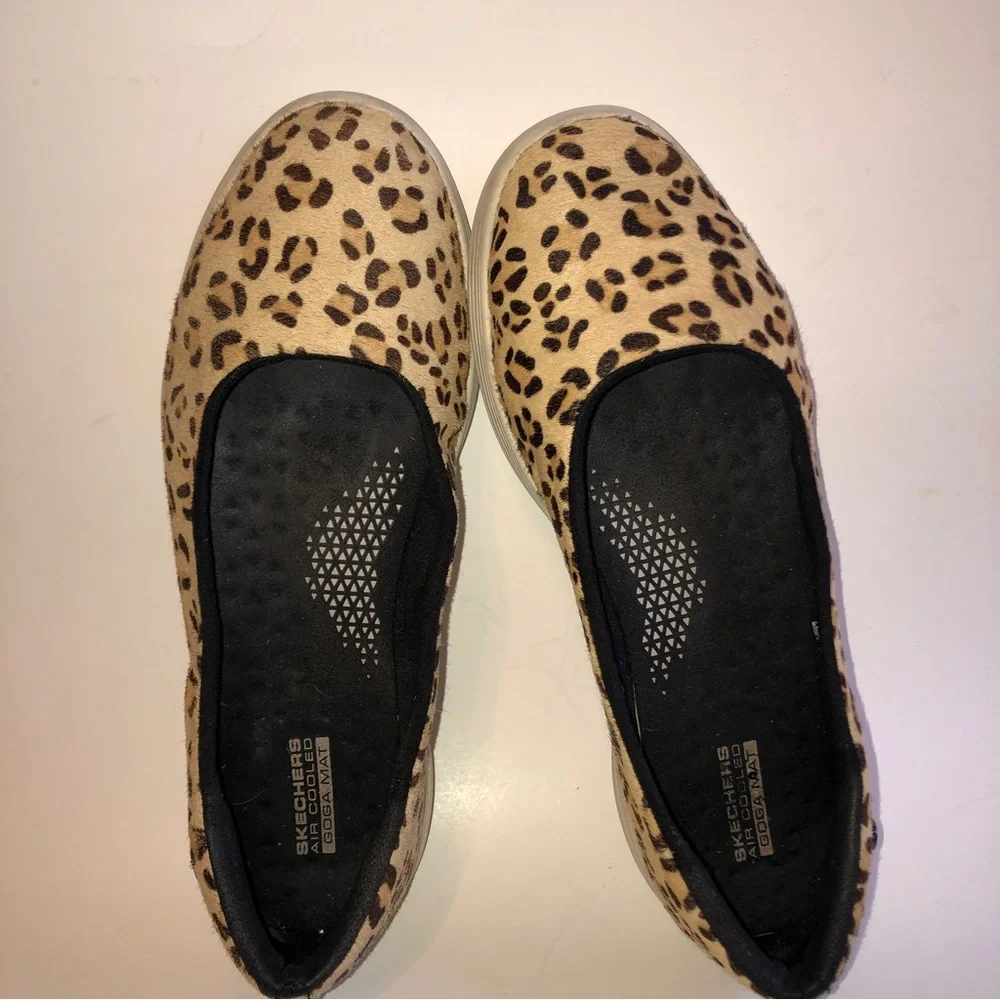 Sz 8 Skechers On the Go Capri Leopard Calfhair Ballet Flat Slip Ons